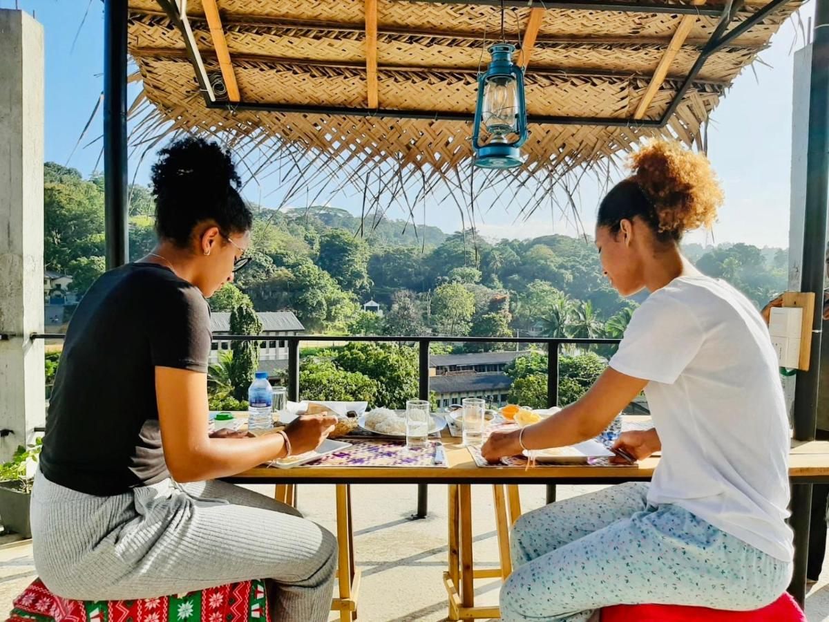 The Sky Tents Kandy Ngoại thất bức ảnh
